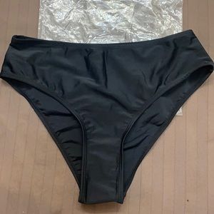 Mid rise sporty bikini bottoms